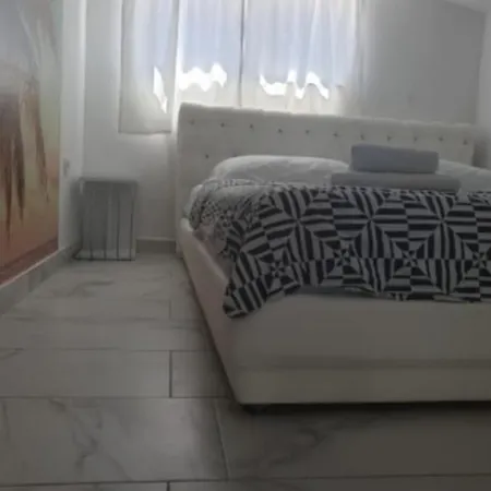 Apartament Apartman Marina 2nd Floor Vir